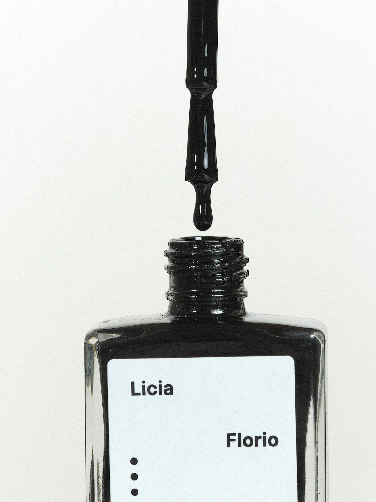 Licia Florio Nagellack Hot Magic