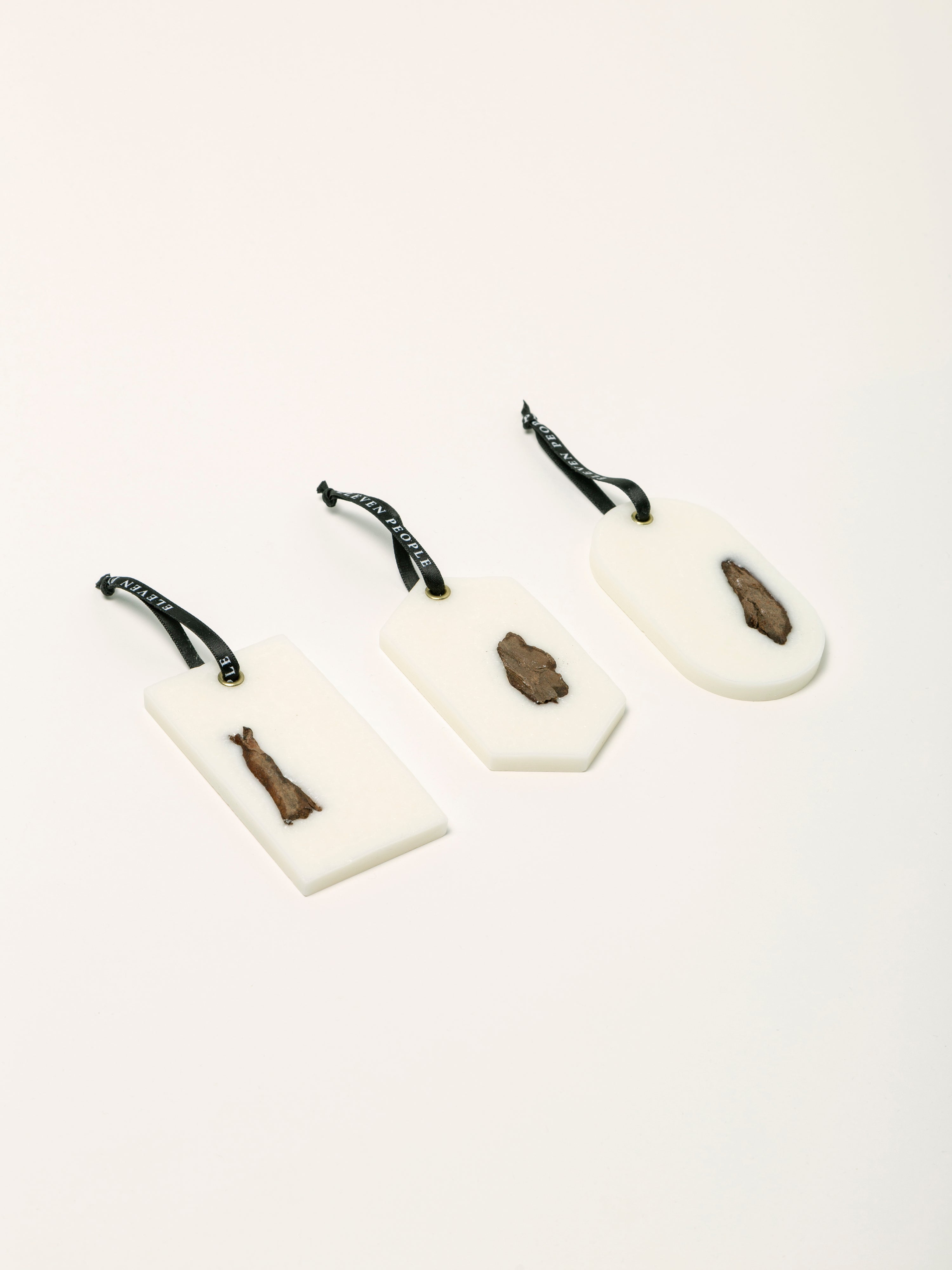 Closet air freshener