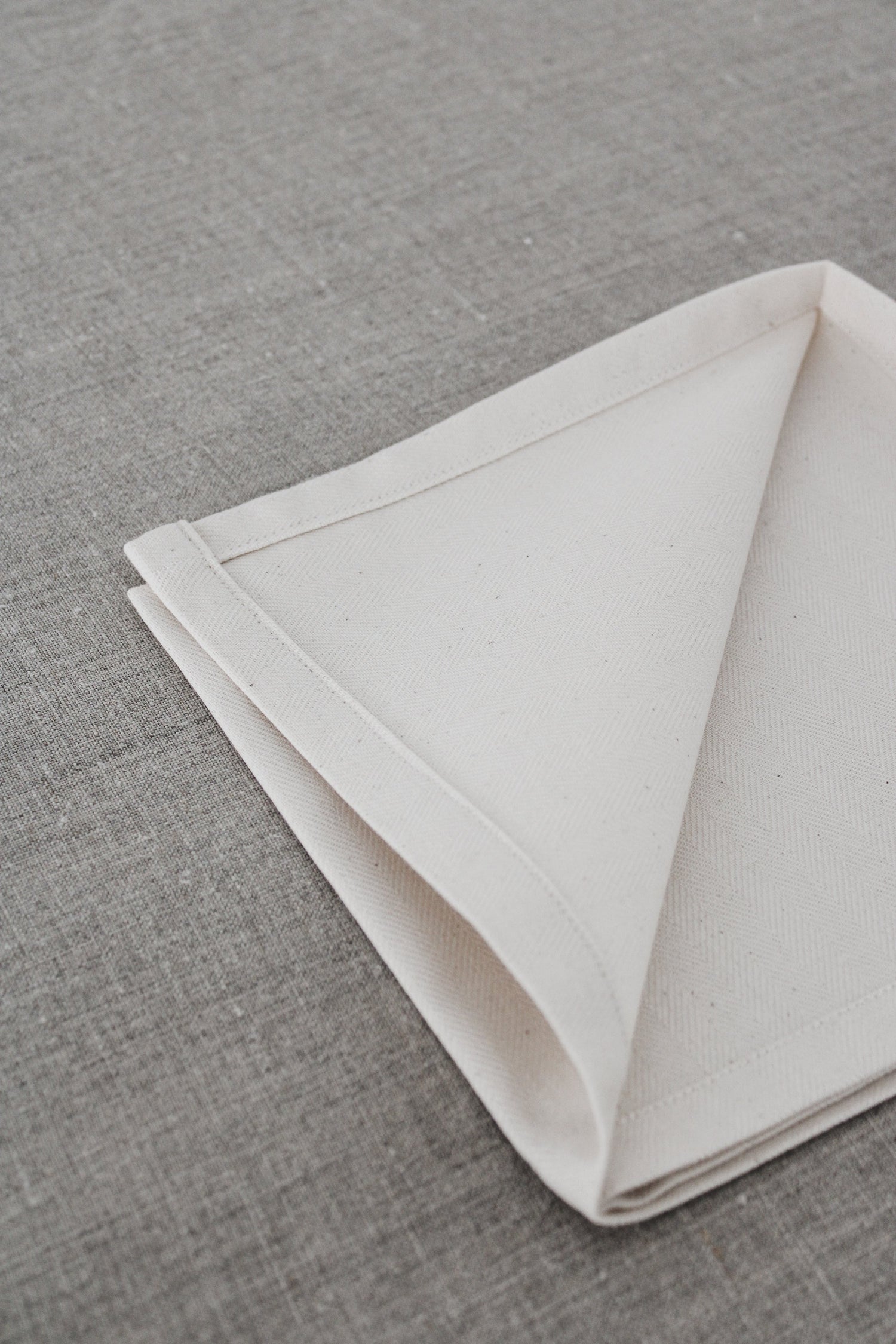 Tablecloths herringbone jacquard