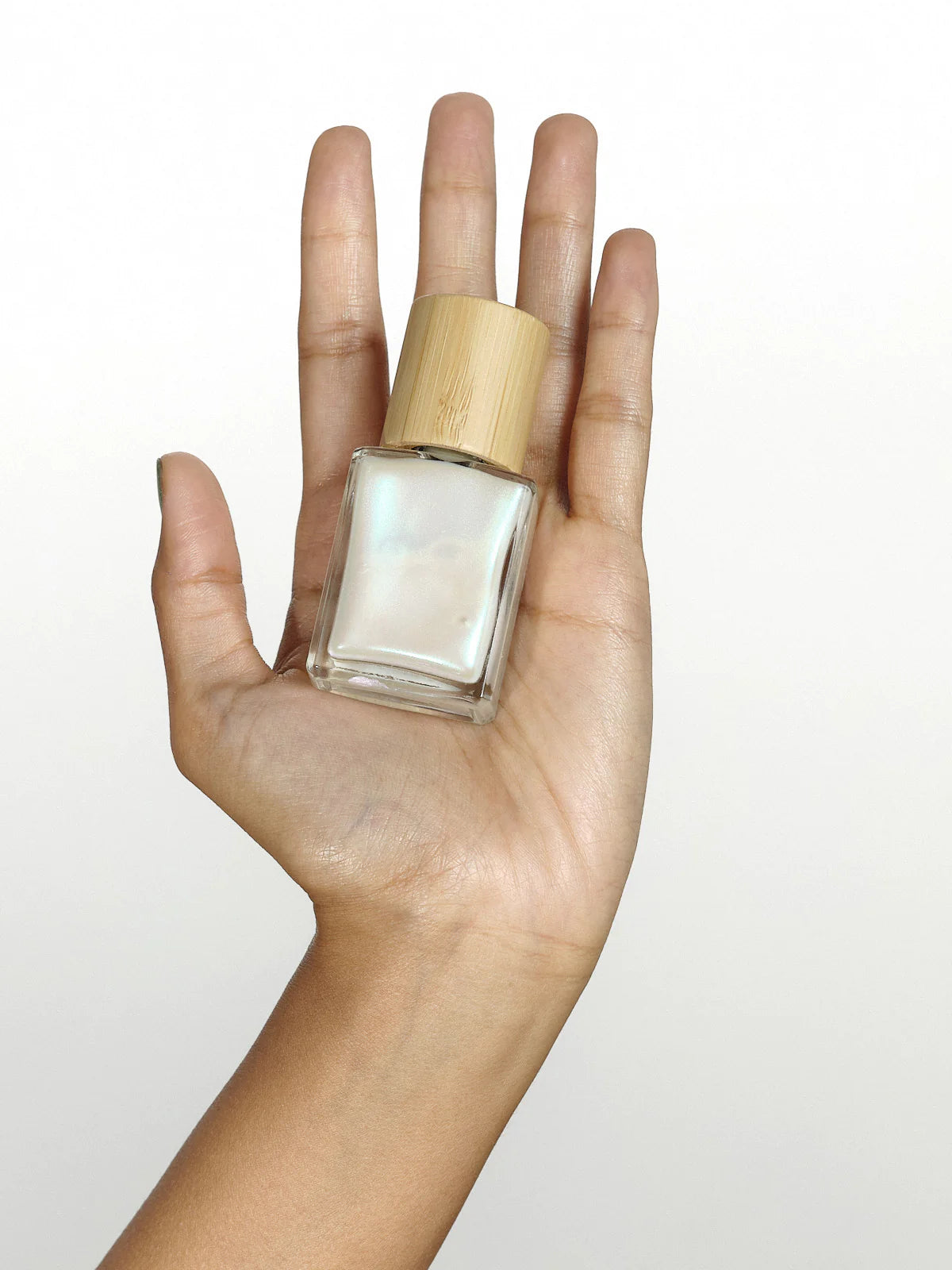 Licia Florio Nagellack Floral