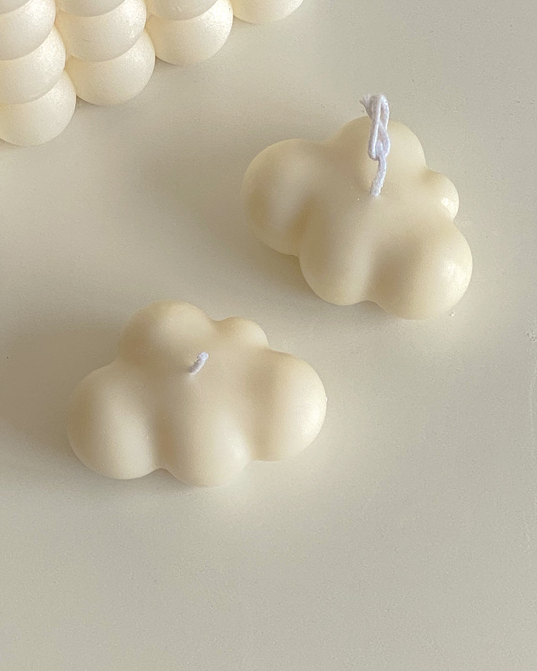 Clouds candle