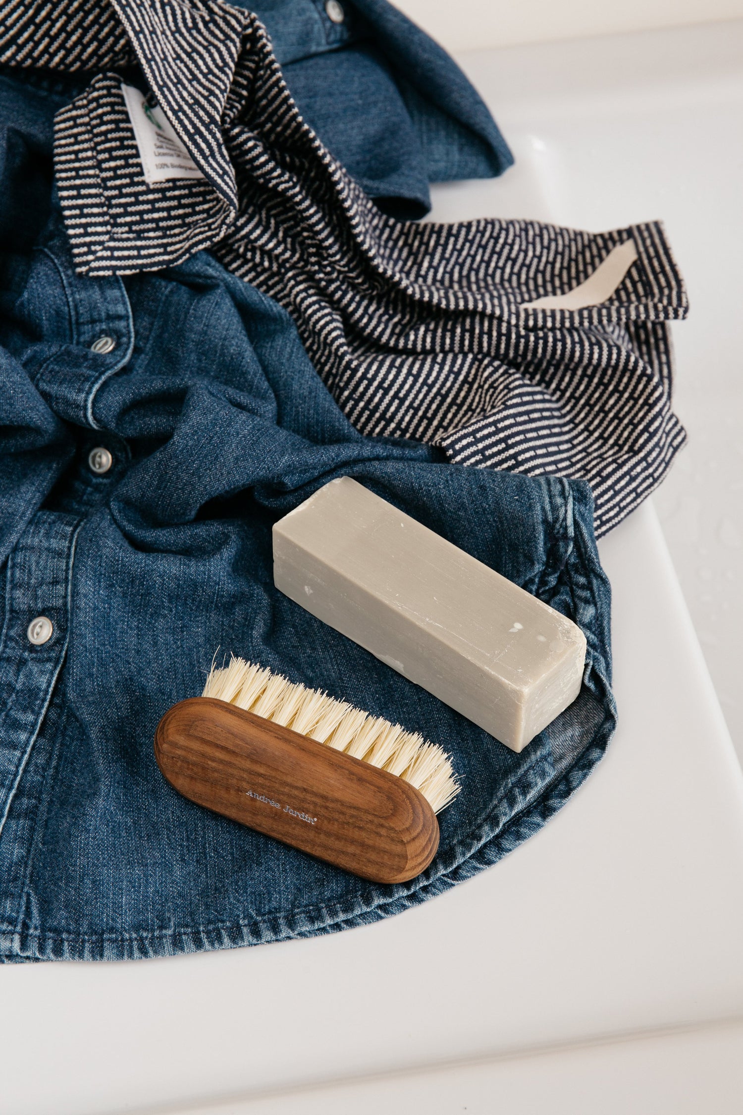 Natural stain remover
