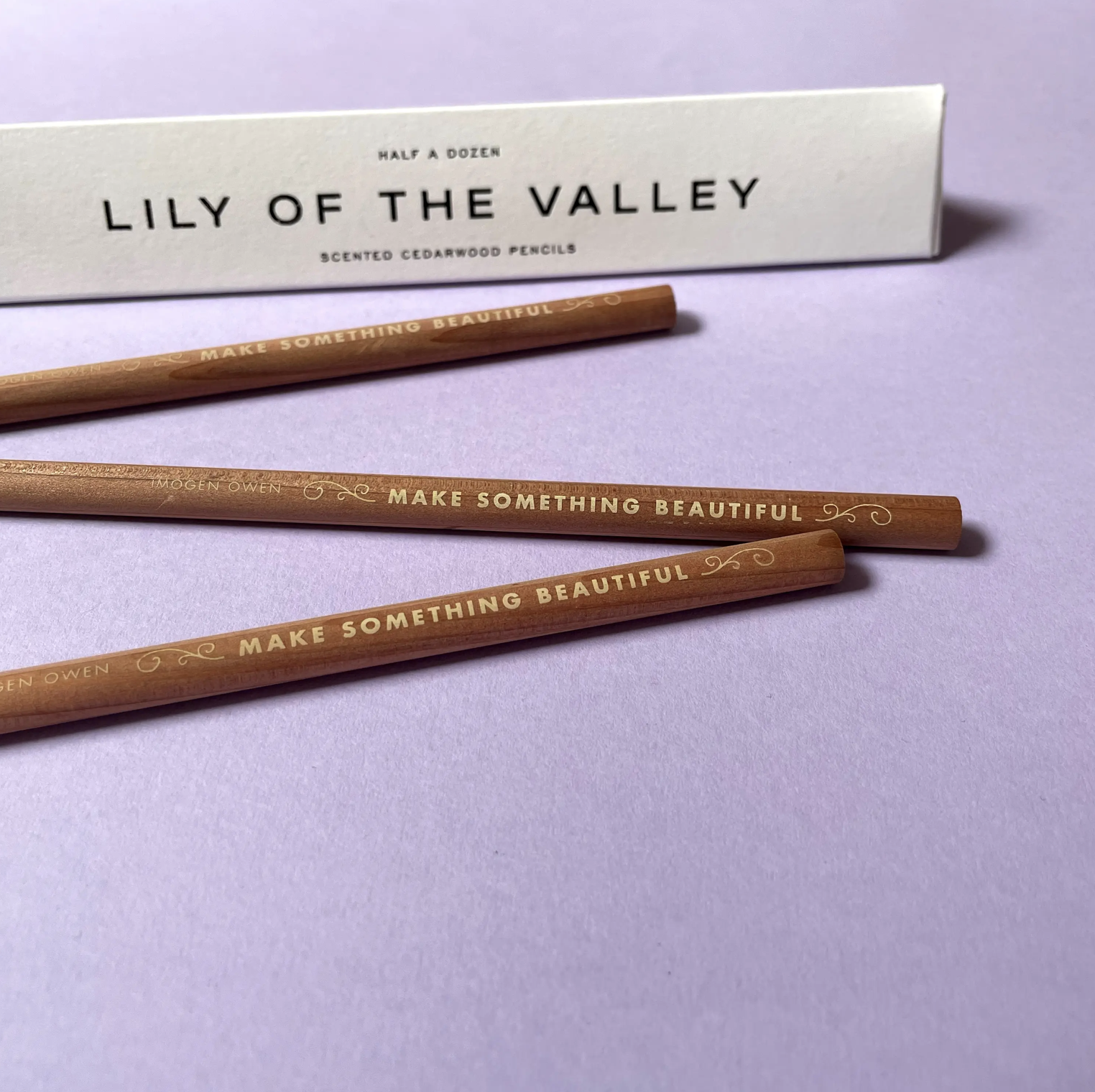 Cedar Wood Pencil with Scent - 6 pcs.