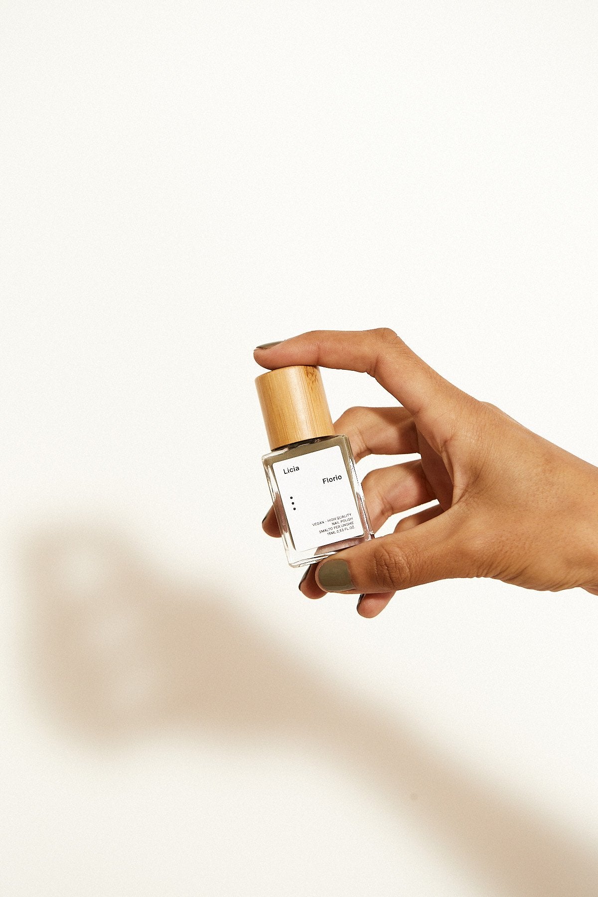 Licia Florio Nagellack Oliva