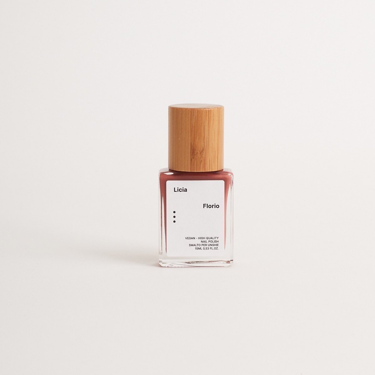 Licia Florio Nagellack Terra