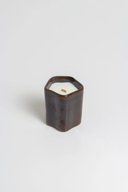 Ceramic scented candle peach