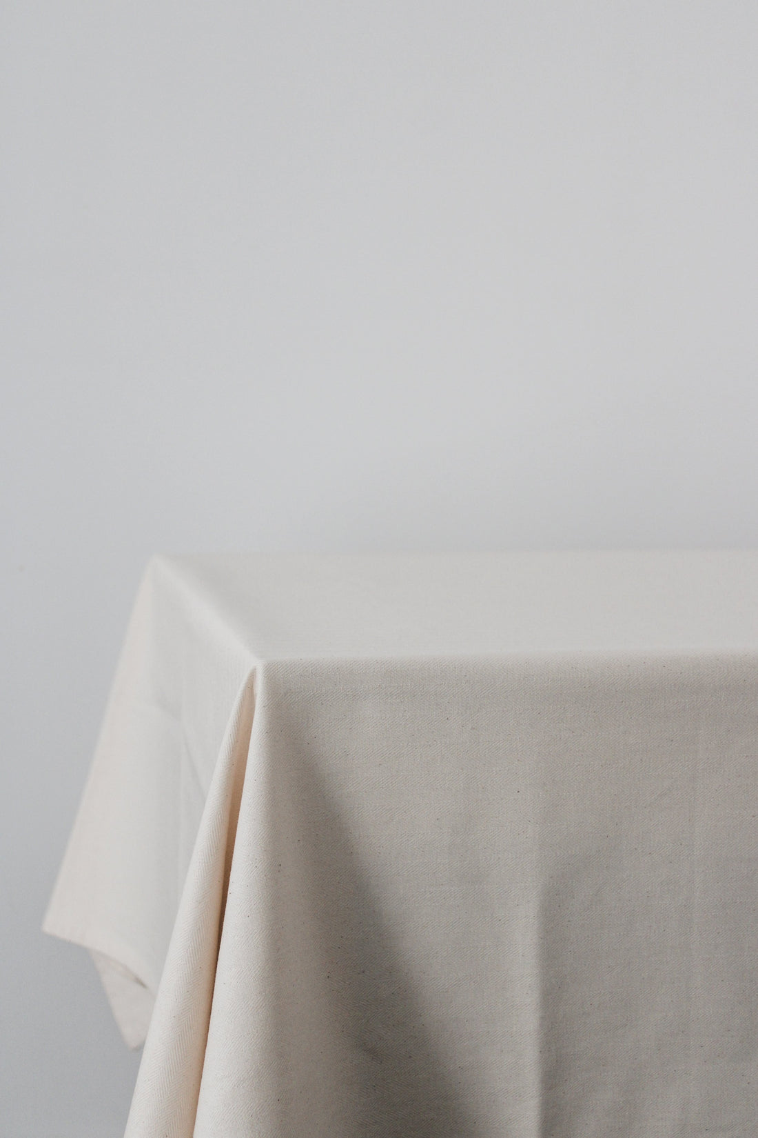 Tablecloths herringbone jacquard