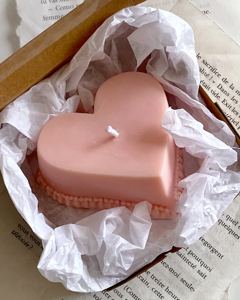 Heart cake candle