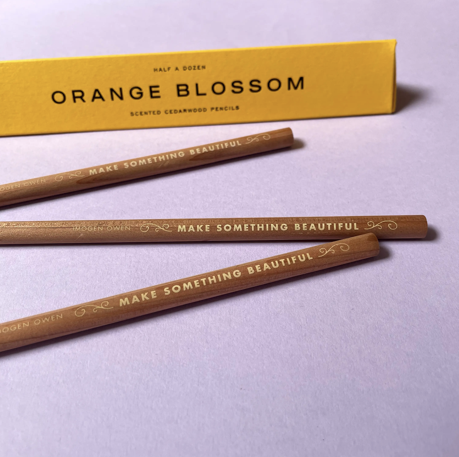 Cedar Wood Pencil with Scent - 6 pcs.