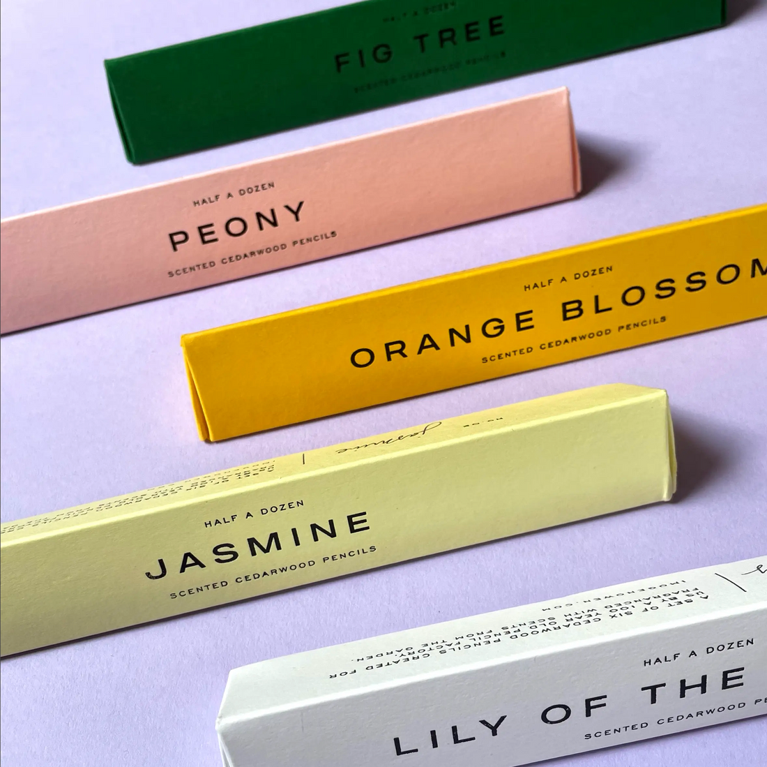 Crayon en bois de cèdre parfumé - 6 pcs.