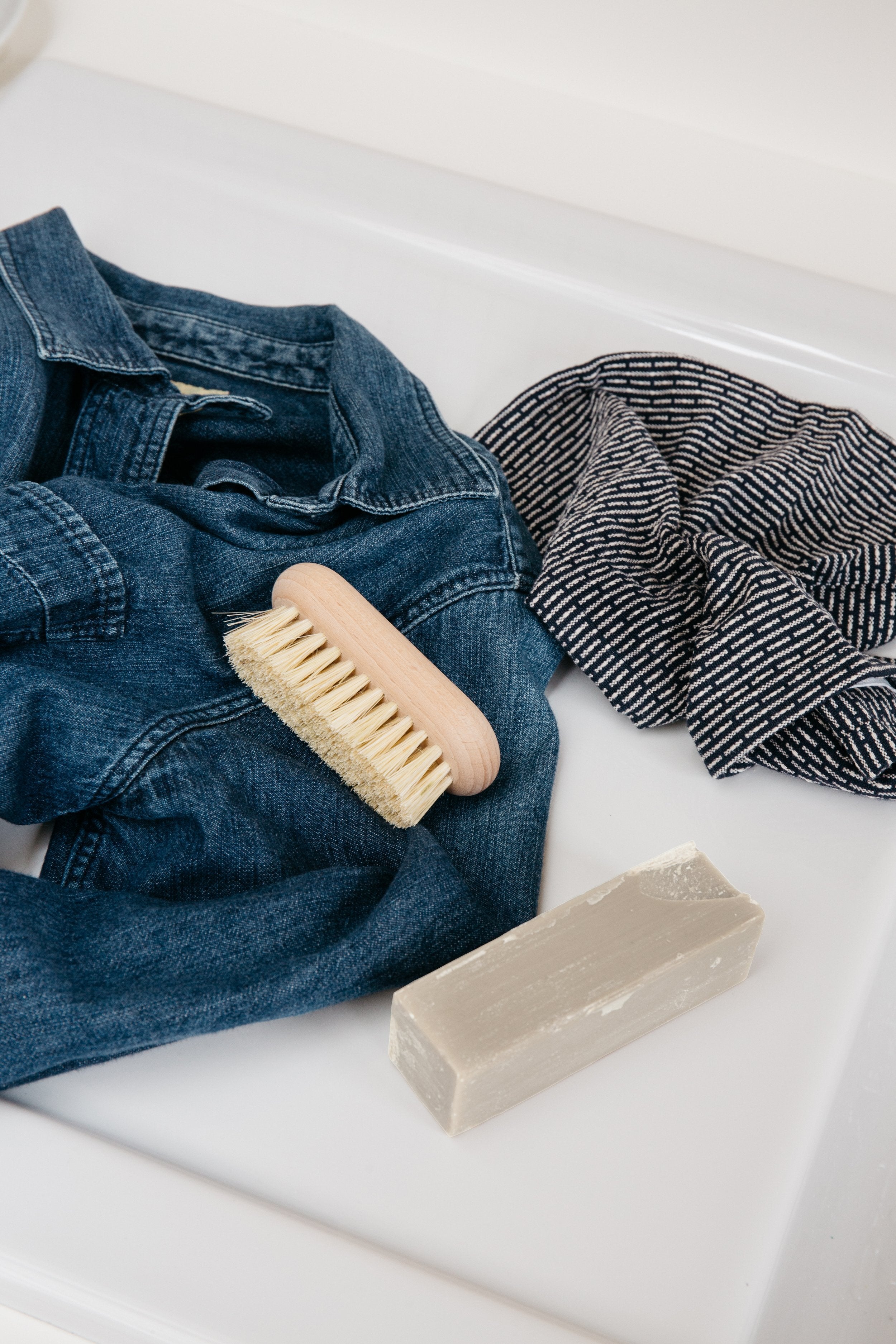 Natural stain remover